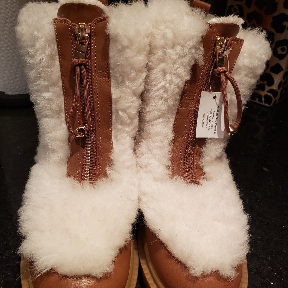 Brand new with tags Coach Leona Shearling boot sz 5